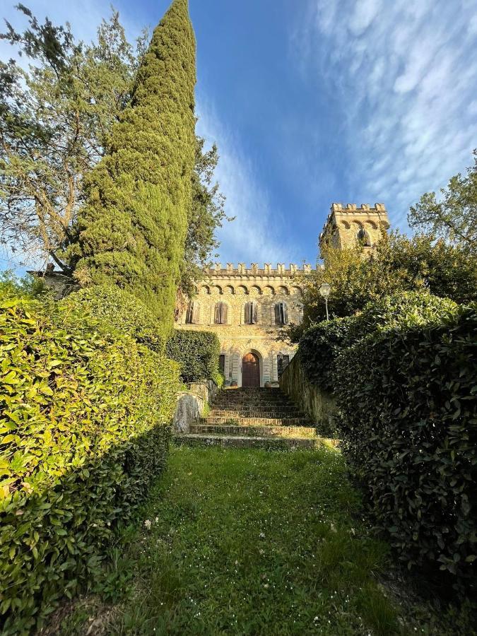 Casa La Torre Un Castello Alle Porte Di Firenze ภายนอก รูปภาพ