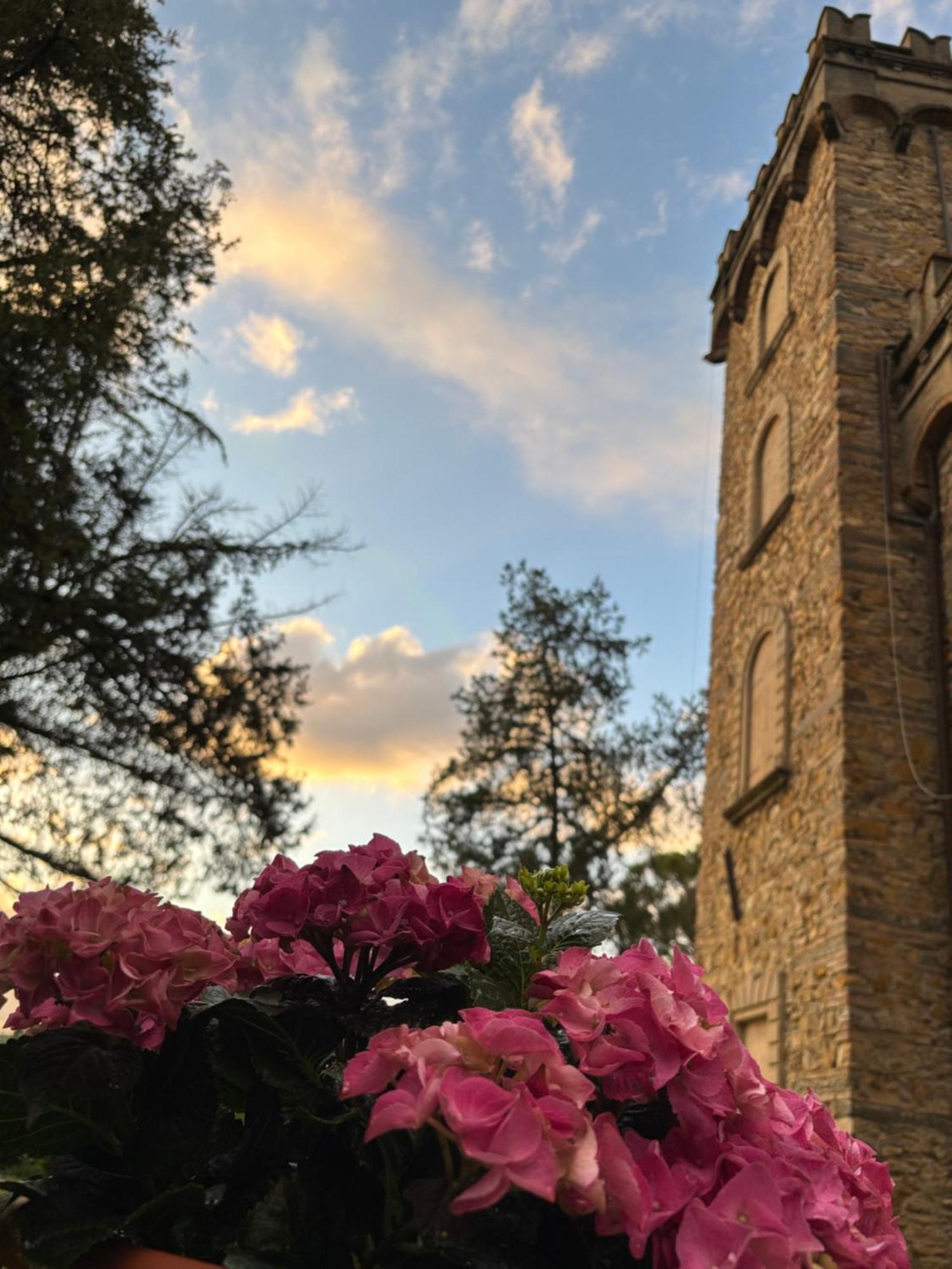 Casa La Torre Un Castello Alle Porte Di Firenze ภายนอก รูปภาพ