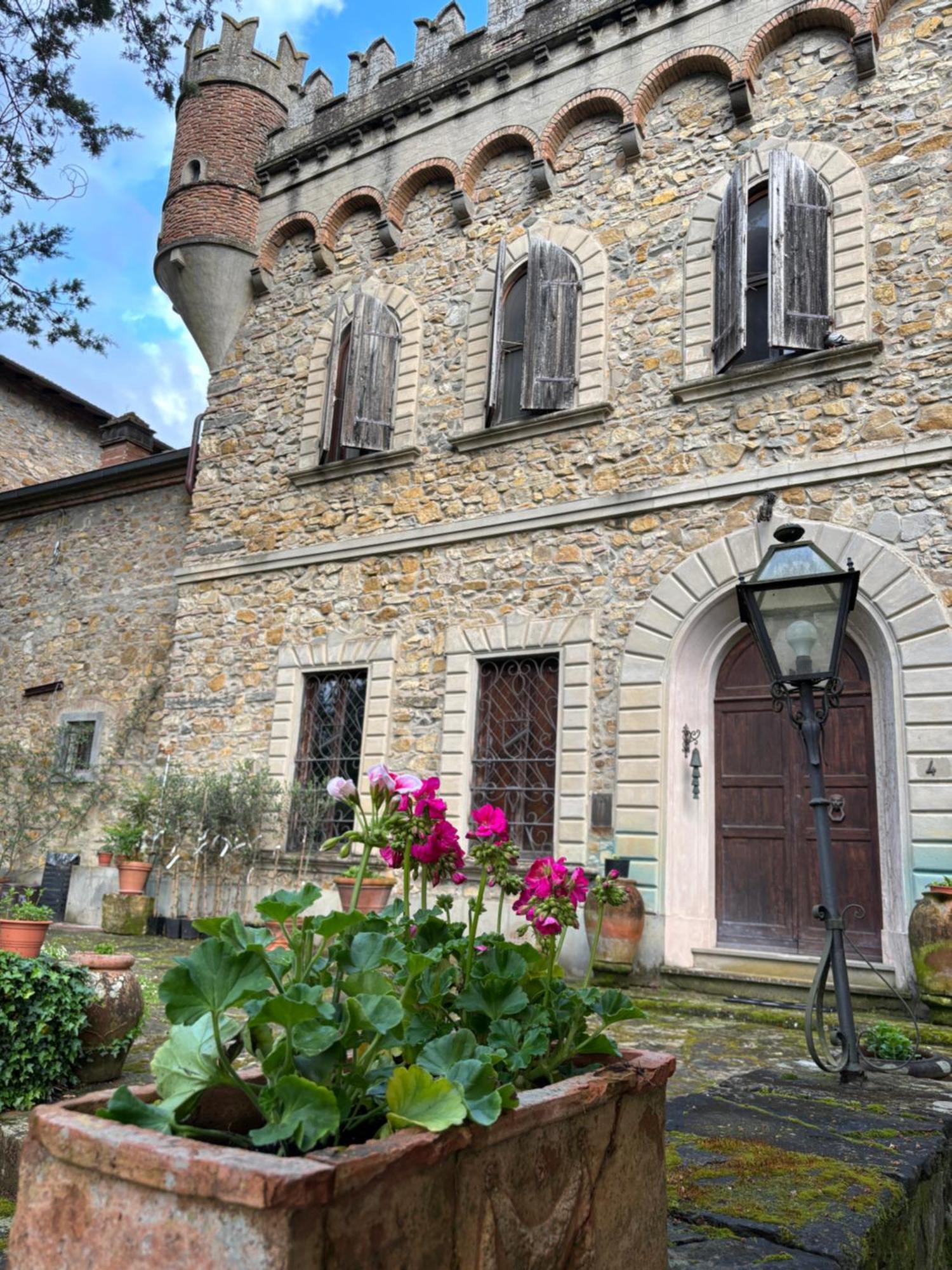 Casa La Torre Un Castello Alle Porte Di Firenze ภายนอก รูปภาพ